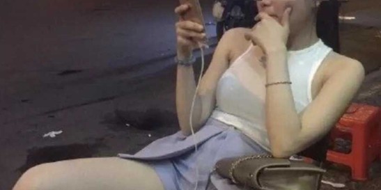 开云体育官网-精神小妹的生活原来是这样的！网友：终于知道她们为啥都这么瘦了