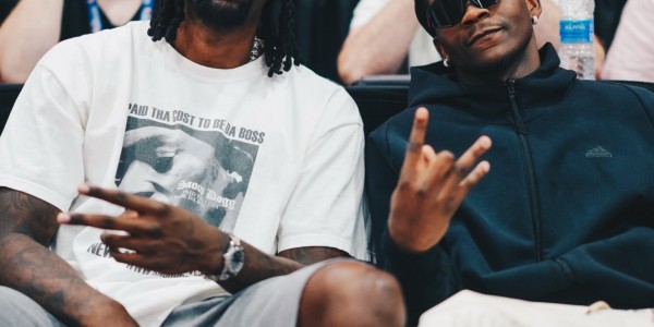 看看谁来了！爱德华兹和里德现场观战夏联森林狼vs掘金