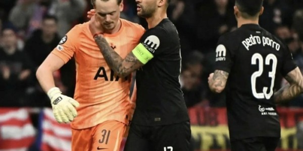 造孽！热刺22岁门将欧冠2度送礼16分钟被换下 本赛季英超0出场|金斯基|图多尔|托特纳姆热刺|维卡里奥|阿尔瓦_新浪新闻