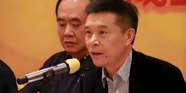 杜锋帅位拉响警报？广东生死战前，老板划出最后底线！|广东男篮|附加赛|陈海涛|比赛|篮板_新浪体育_新浪新闻