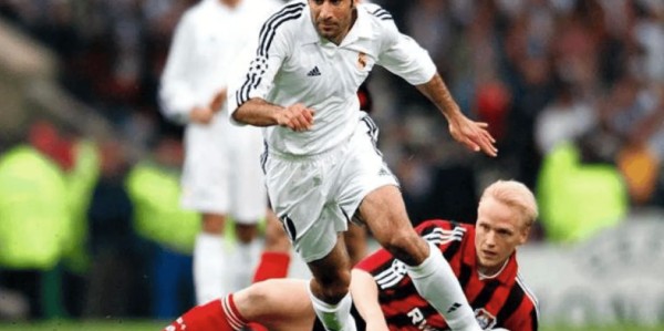 开云体育-菲戈：2000年国家德比前，媒体煽动敌意攻击我家人太过分