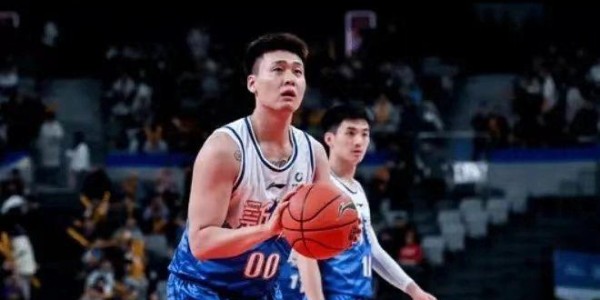 云开体育官网-打嘴仗！新疆媒体：赵睿天价转会刷纪录，京媒：天价转会纯属谣言