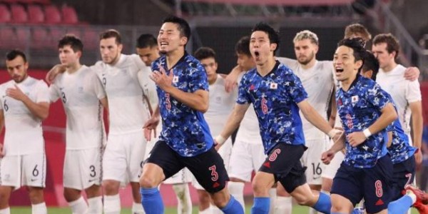 开云体育官网-不会踢点球?其实日本队去年奥运刚赢过点球大战