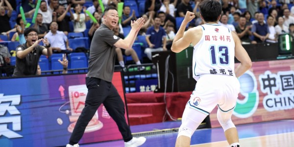 开云体育-失误太多，输掉德比！青岛男篮不敌山东男篮无缘夏季联赛决赛