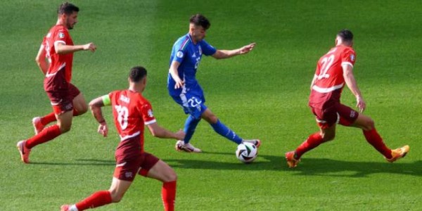 云开体育-【欧洲杯】卫冕冠军意大利0比2瑞士，巴尔加斯传射