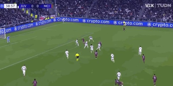 云开体育-【欧冠】弗拉霍维奇、麦肯尼建功，尤文图斯2比0曼城