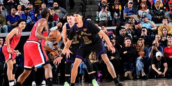 只是能力有限而已！湖人替补中锋好歹在比赛态度方面值得肯定？