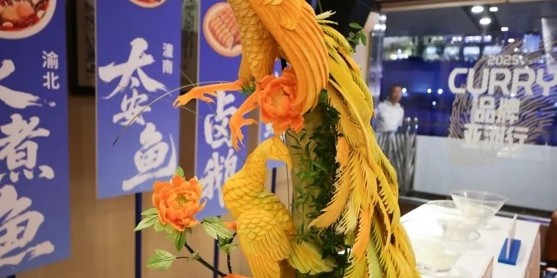 开云体育-库里社媒晒出一大波中国行图片&amp;amp;视频：这里的能量不可思议