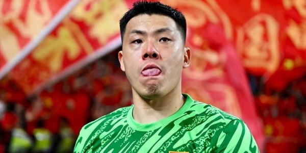 云开体育官网-大换血！山东泰山接连清洗4大功勋老将，唯有一人不敢放他离队|门将|中超|陈泽仕|毕津浩|吴兴涵_新浪体育_新浪新闻